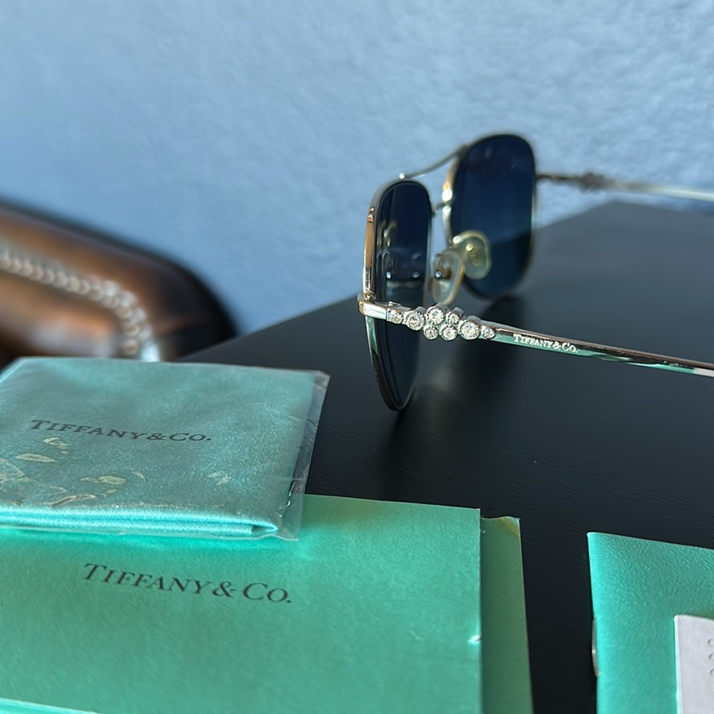 Tiffany Polarized Sunglasses - Picture 4 of 7